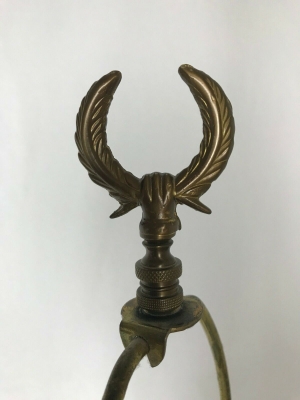 Cặp chân đèn tân cổ điển với đồng thau Đèn nhìn độc đáo (02)