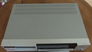 Philips cd 650 + Khiển zin #203148