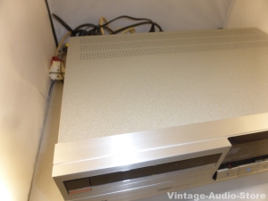 Philips cd 650 màu trắng đẹp kinh khủng