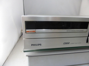 Philips cd 650 màu trắng đẹp kinh khủng