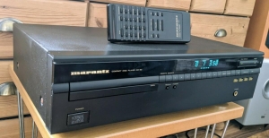 Marantz CD 50 + Điền khiển + Sách