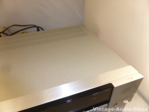 Philips cd 650 màu trắng đẹp kinh khủng