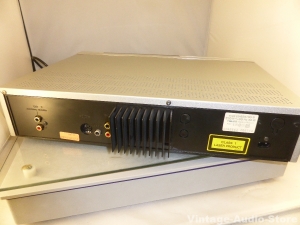 Philips cd 650 màu trắng đẹp kinh khủng