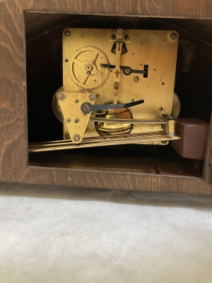 Đồng hồ vai bò để bàn 73 cm với Westminster Gong Top