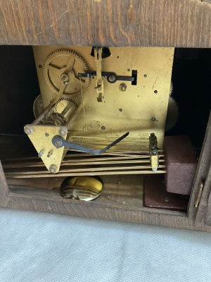 Đồng hồ vai bò để bàn 73 cm với Westminster Gong Top