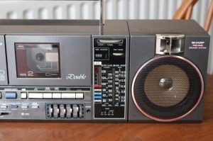 VINTAGE SHARP QT90 BOOMBOX