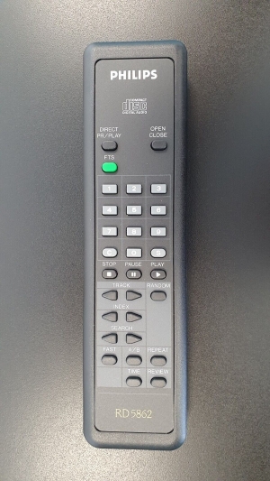 Philips CD 820 + Khiển