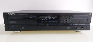Philips CD 820  đẹp nguyên zin